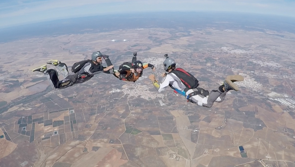 aff skydiving course