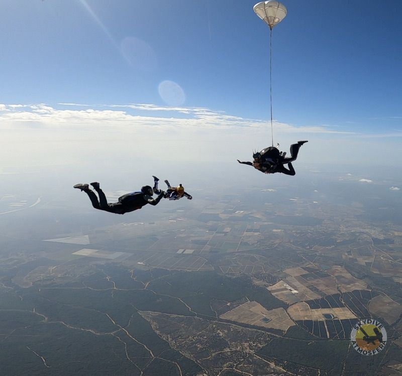 tandem skydive, tandem passengers, tandem jump